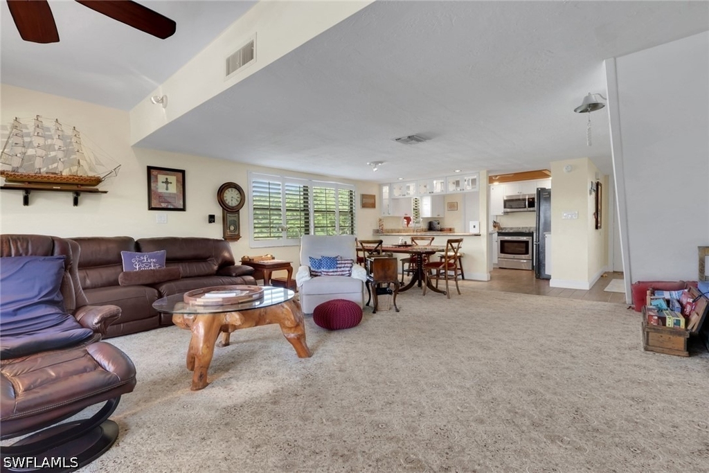 1400 Blue Point Avenue - Photo 7