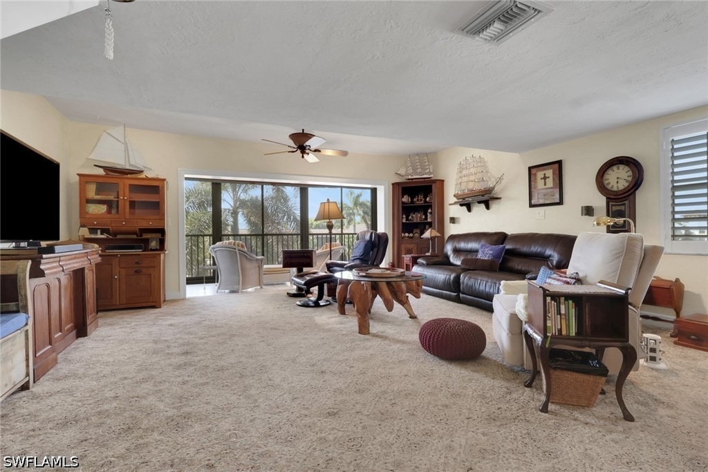 1400 Blue Point Avenue - Photo 10