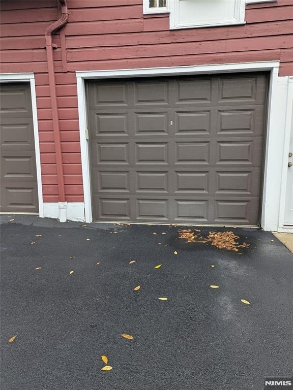 438 Van Dyke - Photo 8