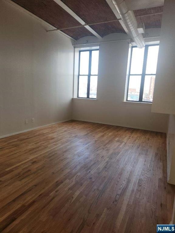 840 River - Photo 5