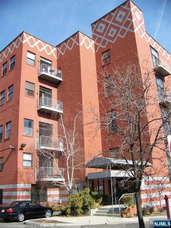 840 River - Photo 0