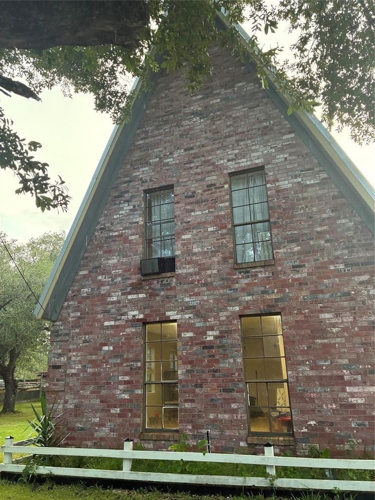 20702 Live Oak Dr - Photo 4