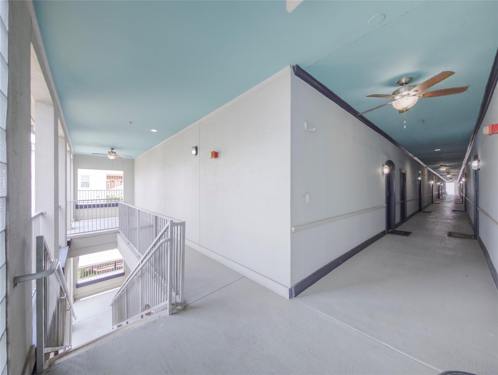 1441 East Street - Photo 3
