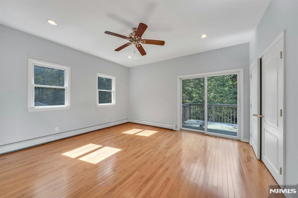 551 E Shore - Photo 12