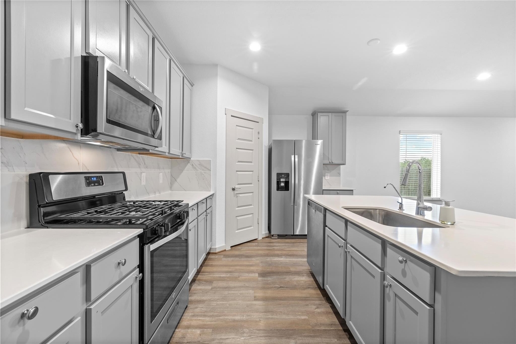 6722 Bradford Terrace Road - Photo 12