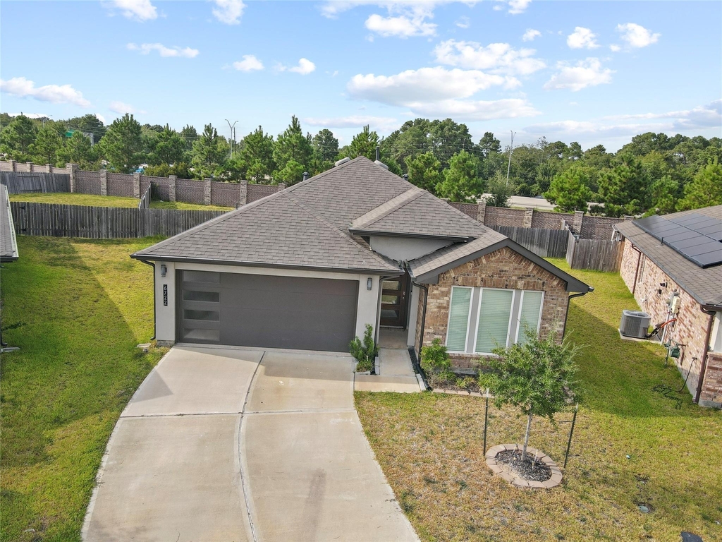 6722 Bradford Terrace Road - Photo 2