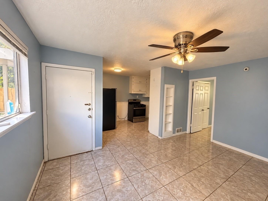 3906 Video Street - Photo 4