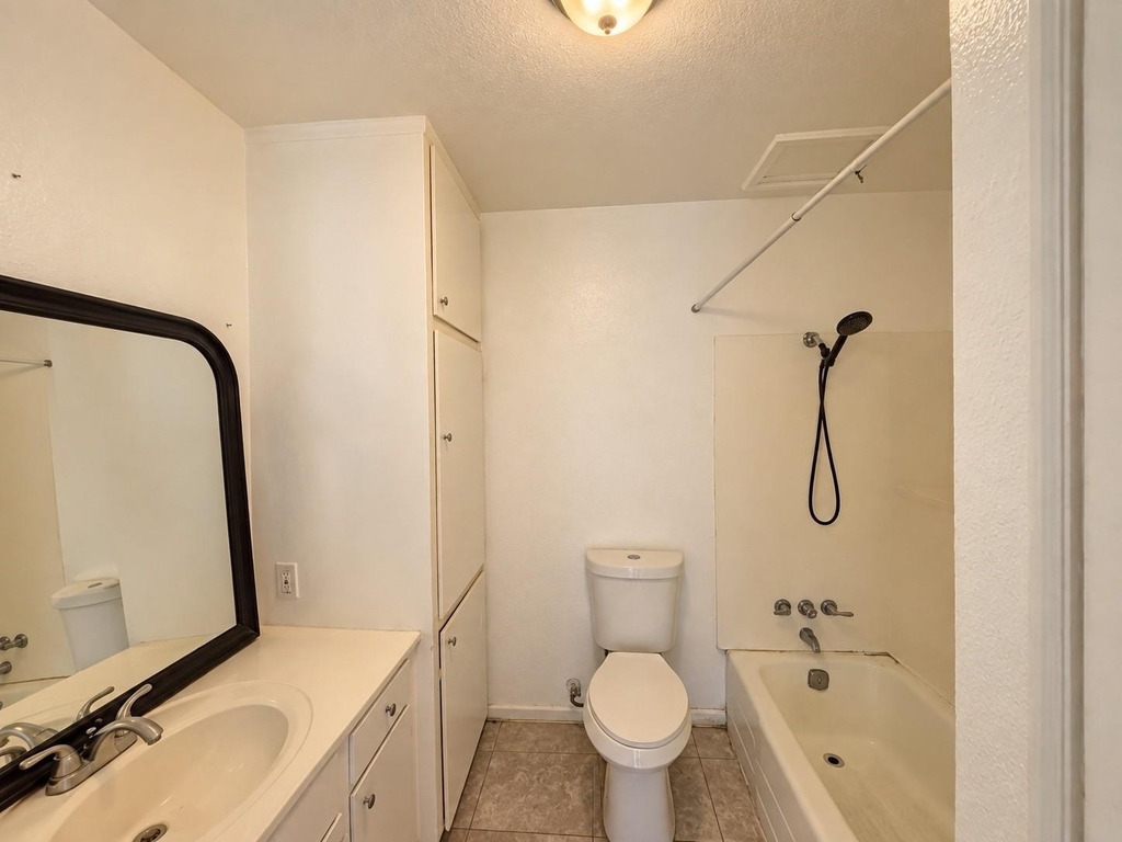 3906 Video Street - Photo 8