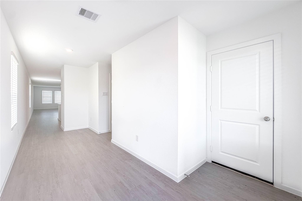1514 Golden Iris Drive - Photo 4