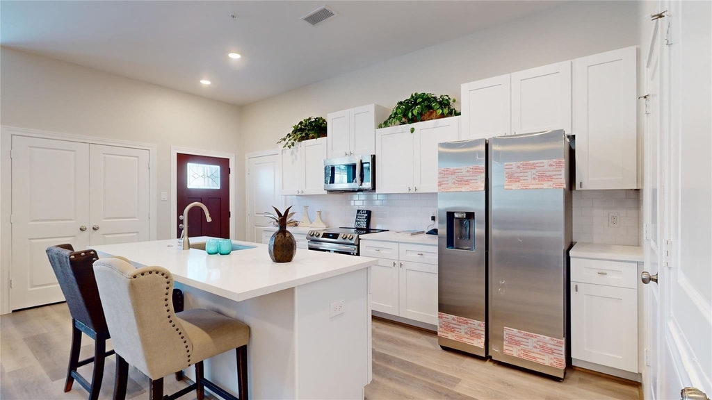 504 Nursery Rd - Photo 12