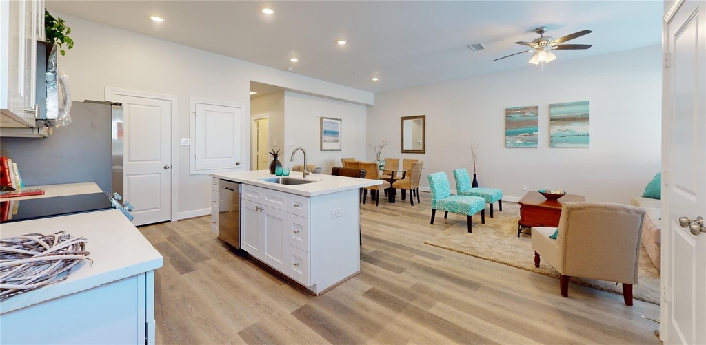 504 Nursery Rd - Photo 2