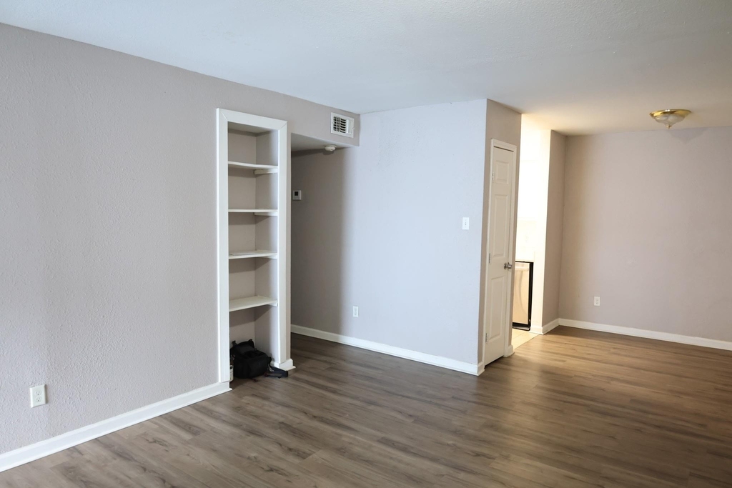 5625 Antoine Drive - Photo 1