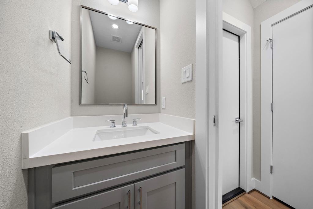8120 Esther Acres Lane - Photo 21