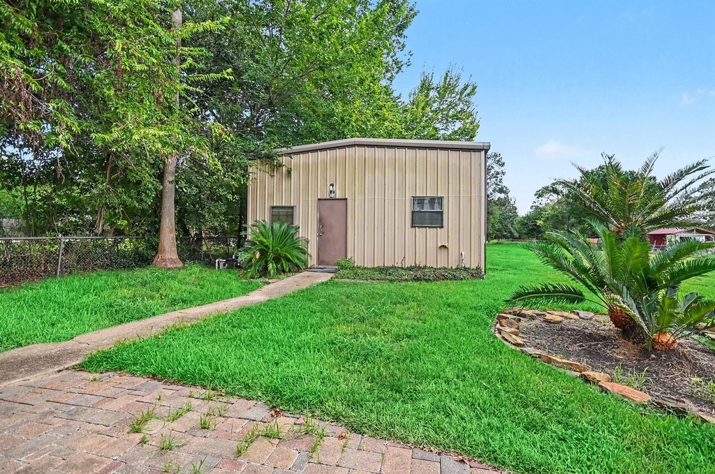 1002 Pampa Street - Photo 26