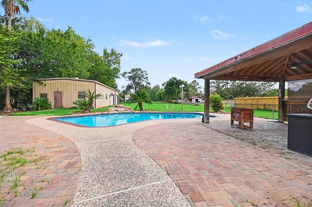 1002 Pampa Street - Photo 24