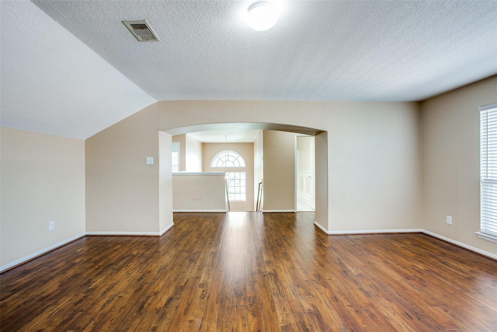 9907 Valance Way - Photo 26