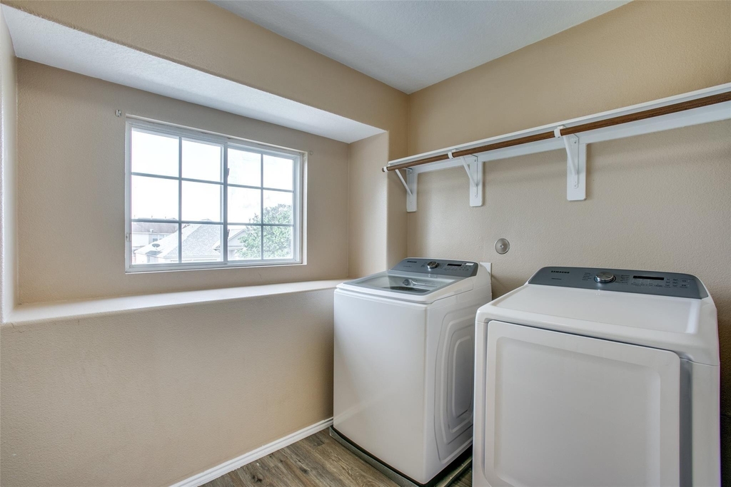 9907 Valance Way - Photo 44