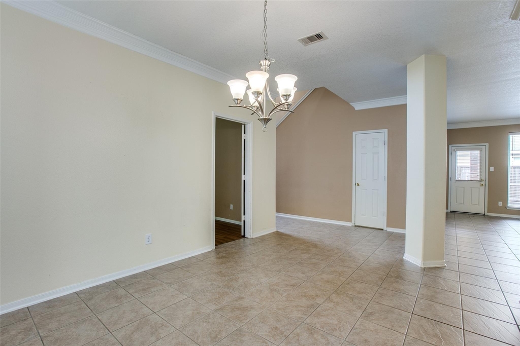 9907 Valance Way - Photo 9