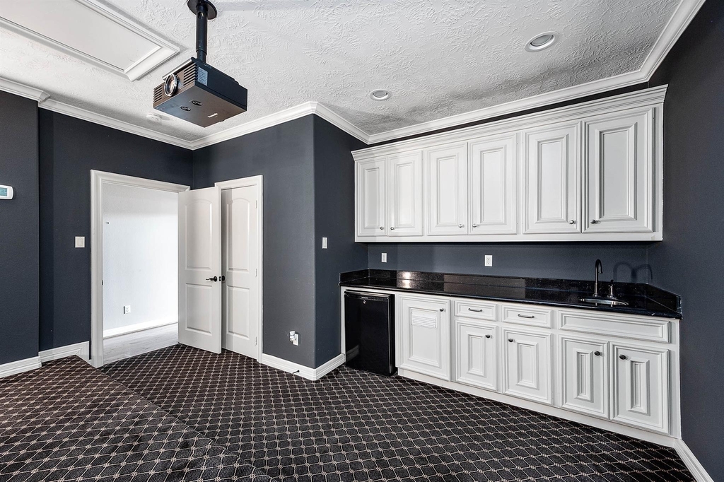 1215 Malone Street - Photo 27