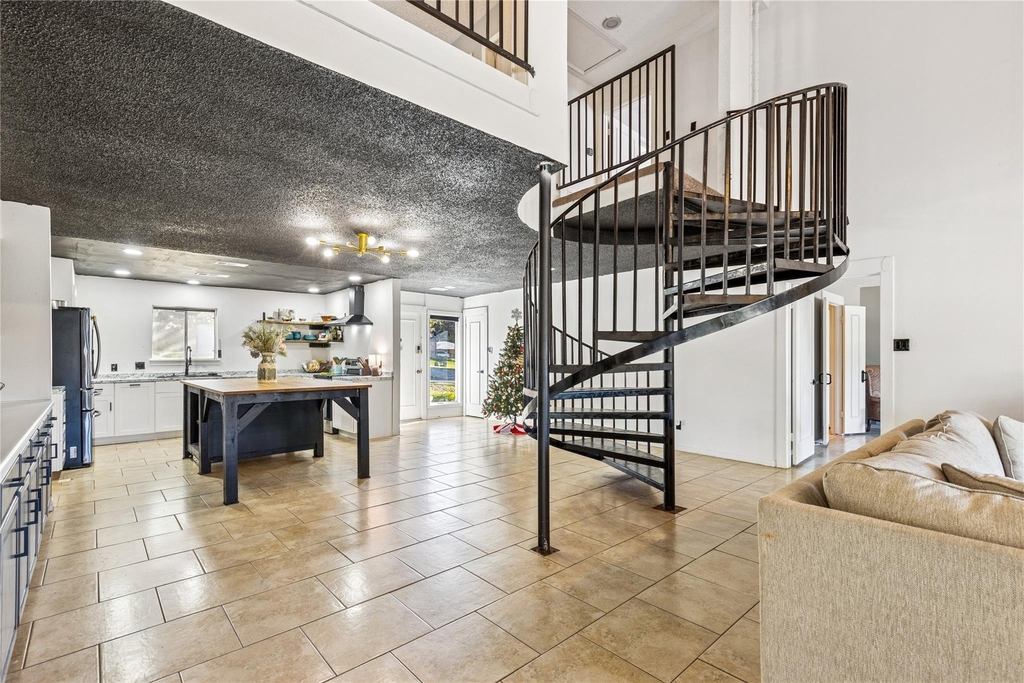 1202 Green Briar Drive - Photo 8