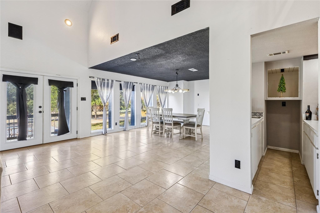 1202 Green Briar Drive - Photo 14