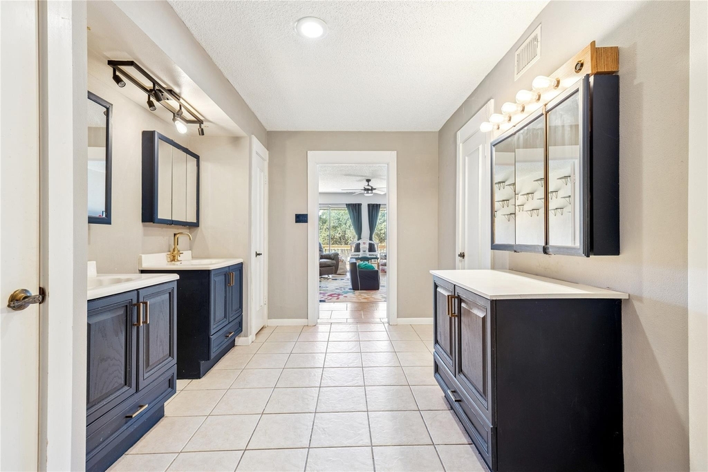 1202 Green Briar Drive - Photo 21