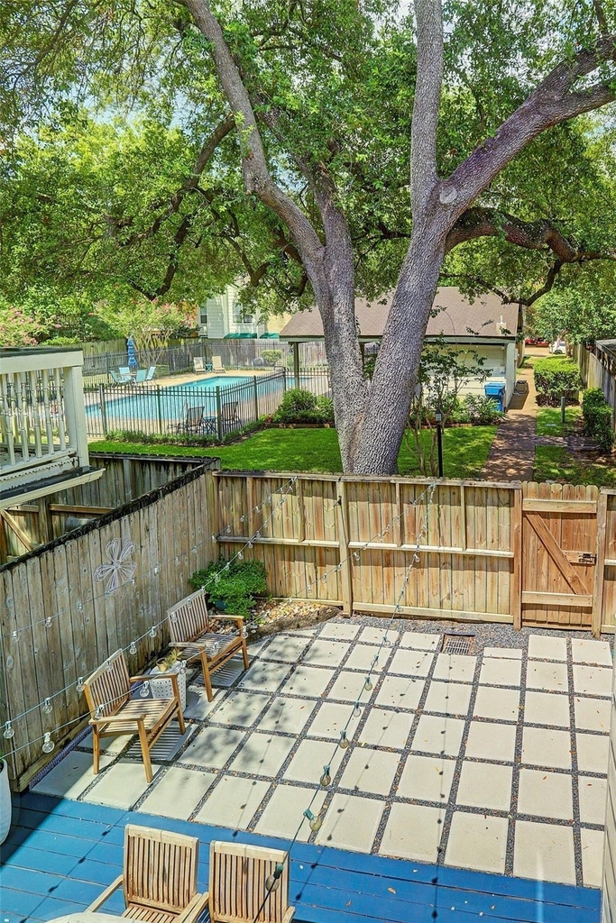 717 Worthshire Street - Photo 3