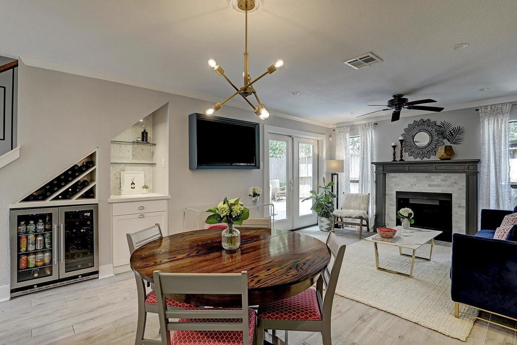 717 Worthshire Street - Photo 1