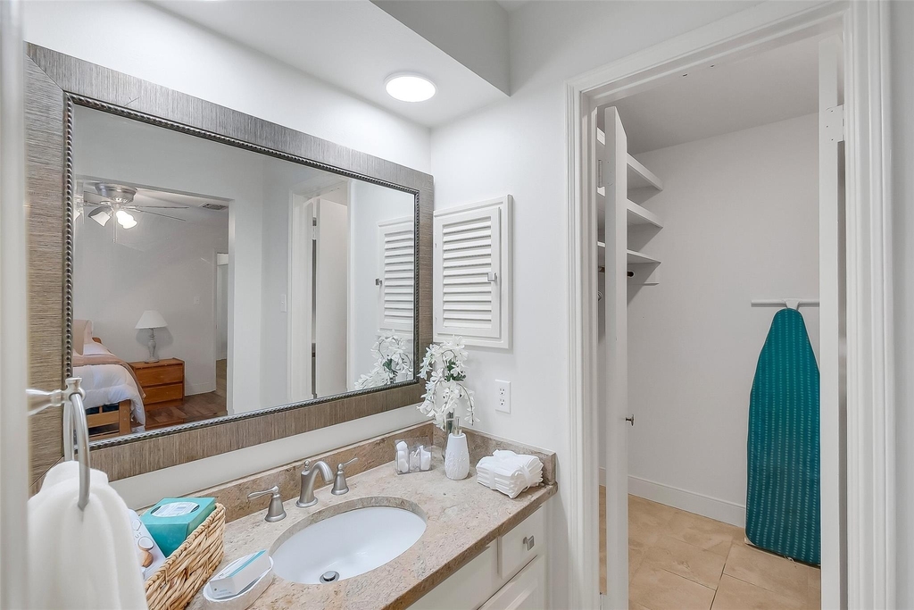 11715 Brighton Lane - Photo 14