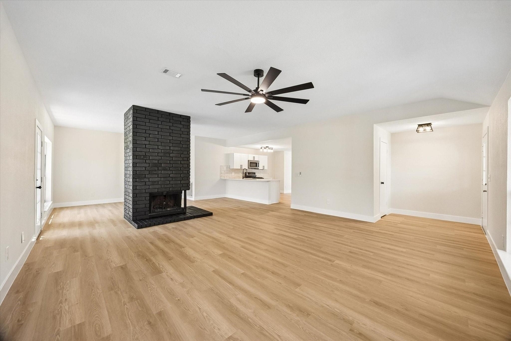 5104 Spring Circle Drive - Photo 5