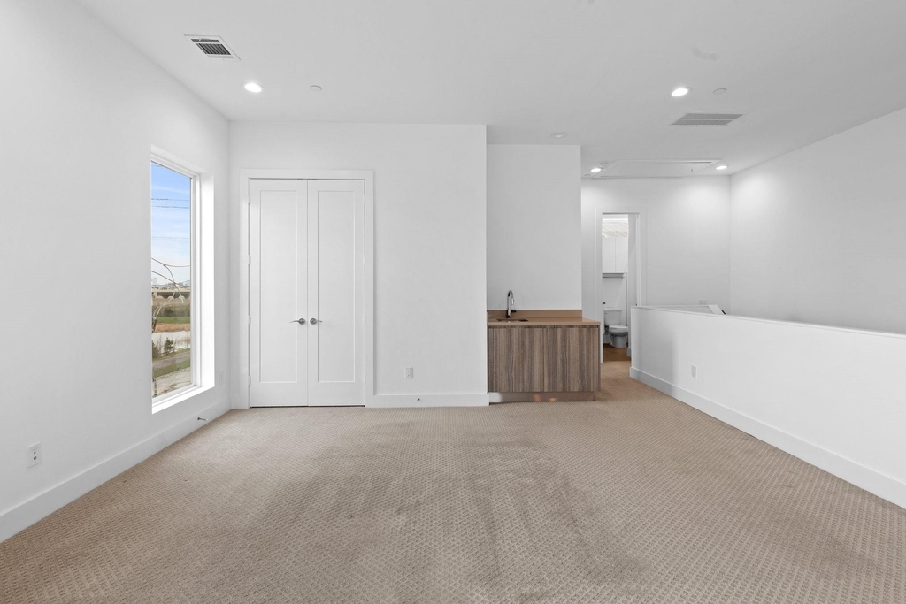 5915 E Post Oak Lane - Photo 33
