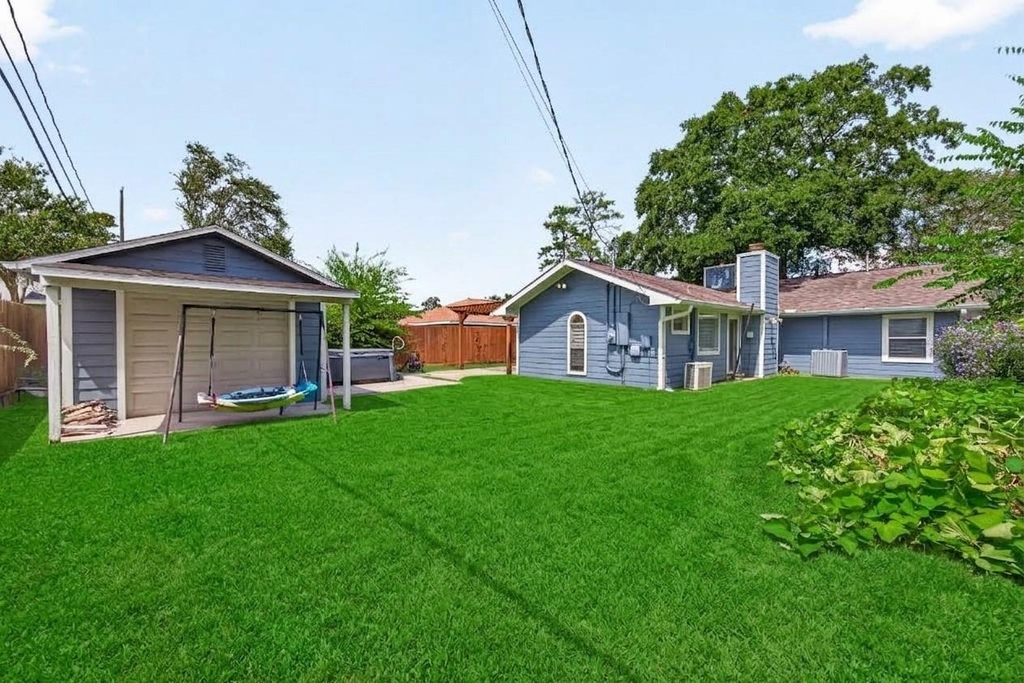 1309 Martin Street - Photo 35