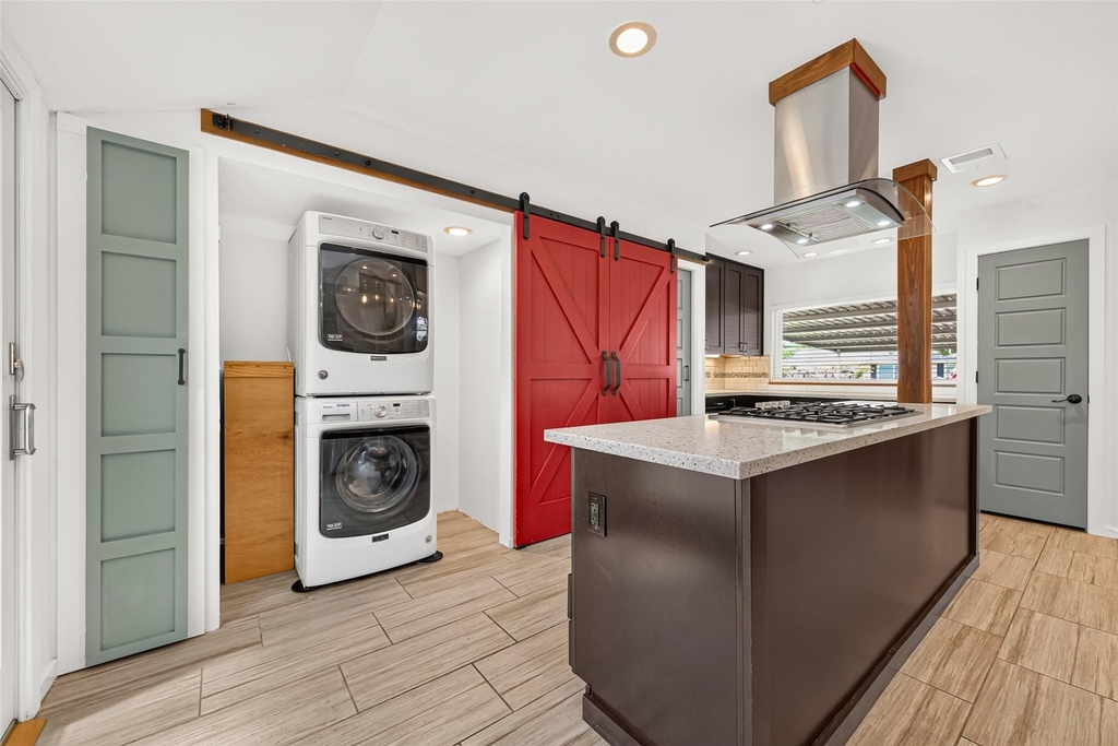 1309 Martin Street - Photo 10
