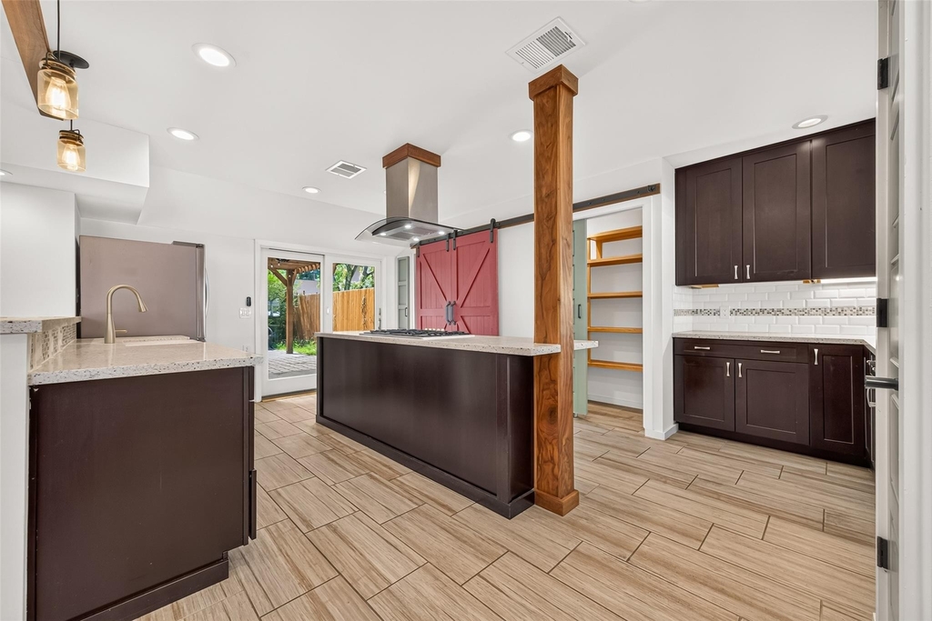 1309 Martin Street - Photo 8