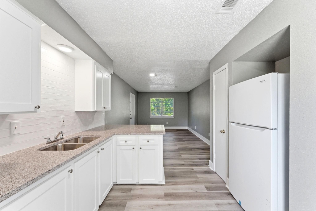 16957 Rabon Chapel Road - Photo 7