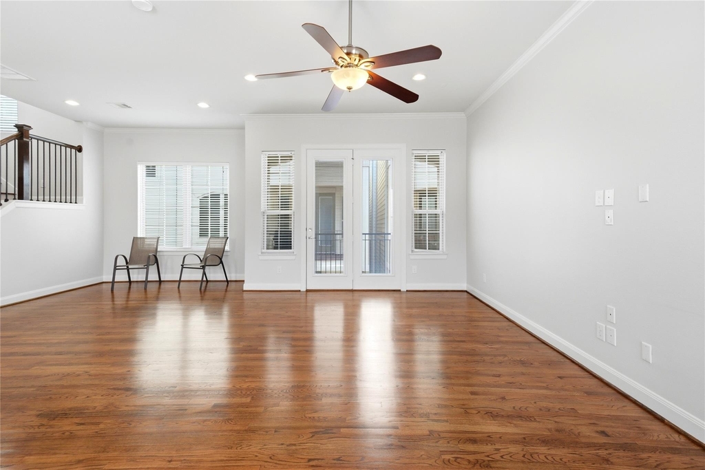 8239 Cambridge Street - Photo 6