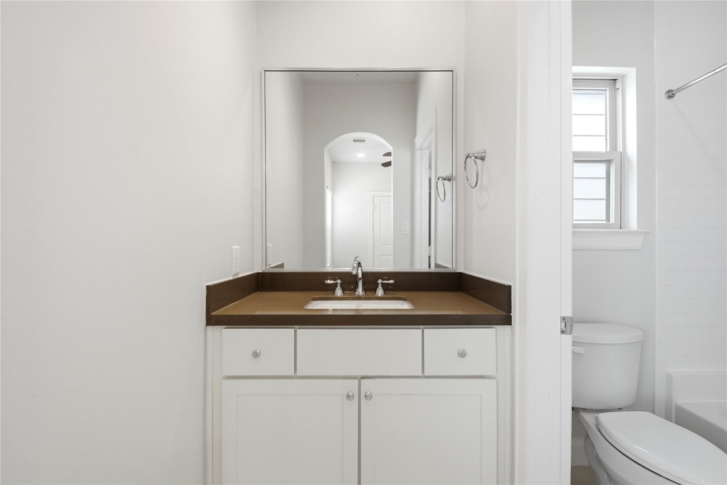 8239 Cambridge Street - Photo 18