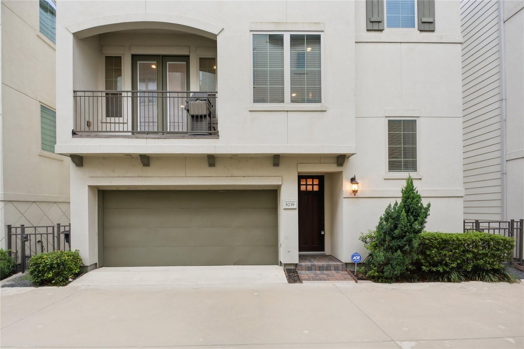 8239 Cambridge Street - Photo 2