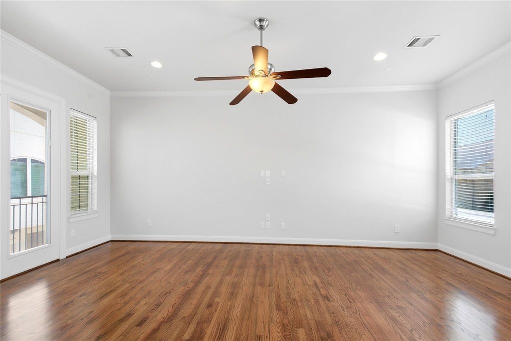 8239 Cambridge Street - Photo 12