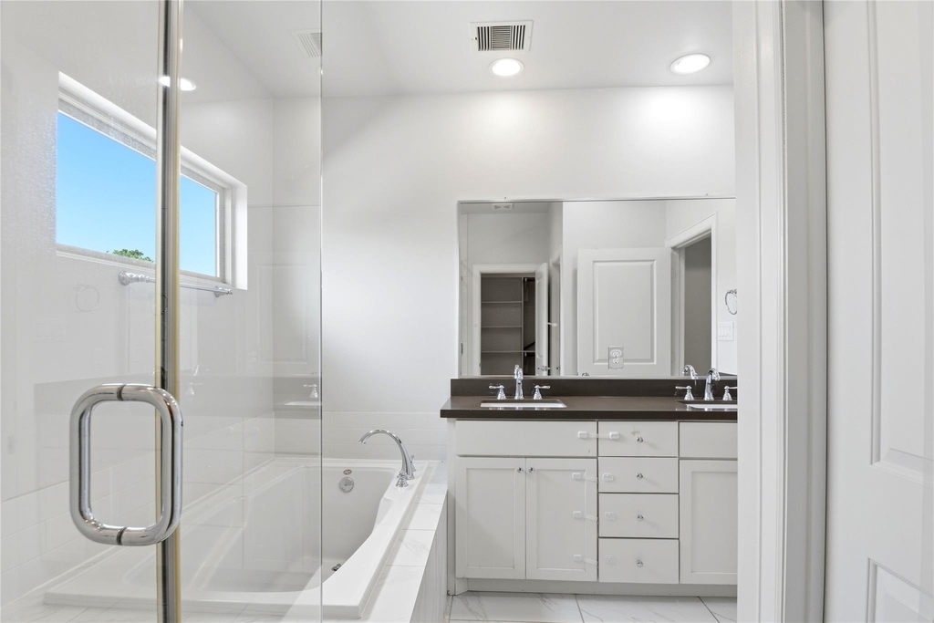8239 Cambridge Street - Photo 20