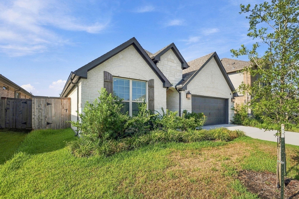 14534 Clementine Hall Drive - Photo 2