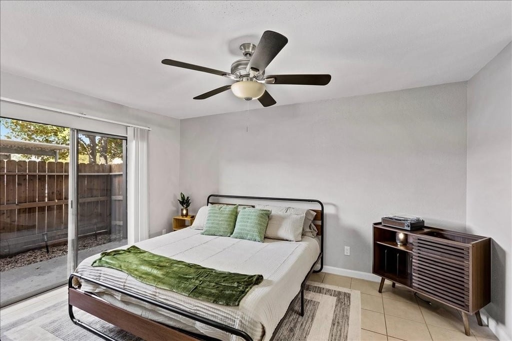2601 S Braeswood Boulevard - Photo 5