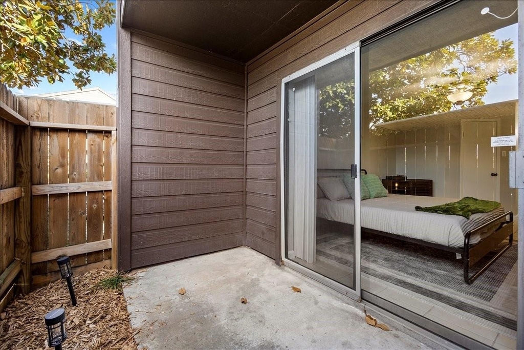 2601 S Braeswood Boulevard - Photo 7
