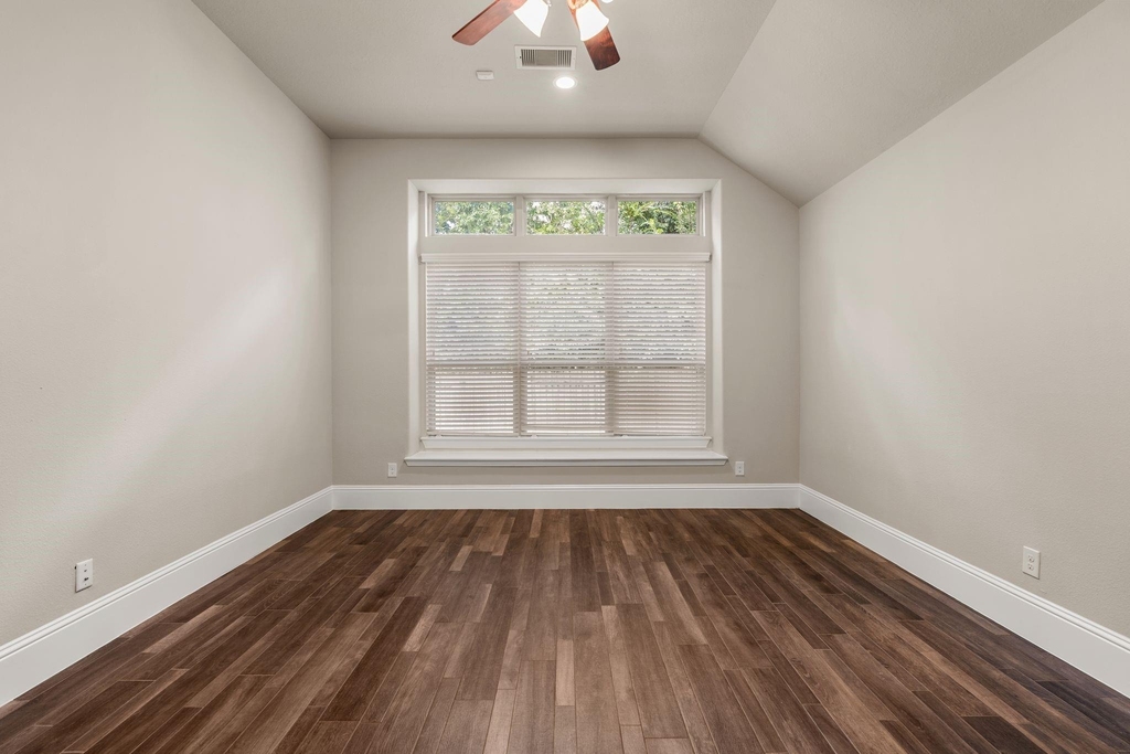 19 Cohasset Place - Photo 24