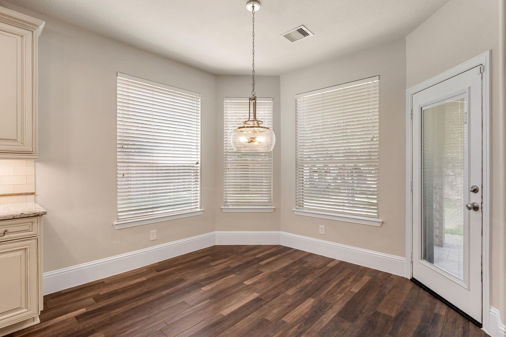 19 Cohasset Place - Photo 15