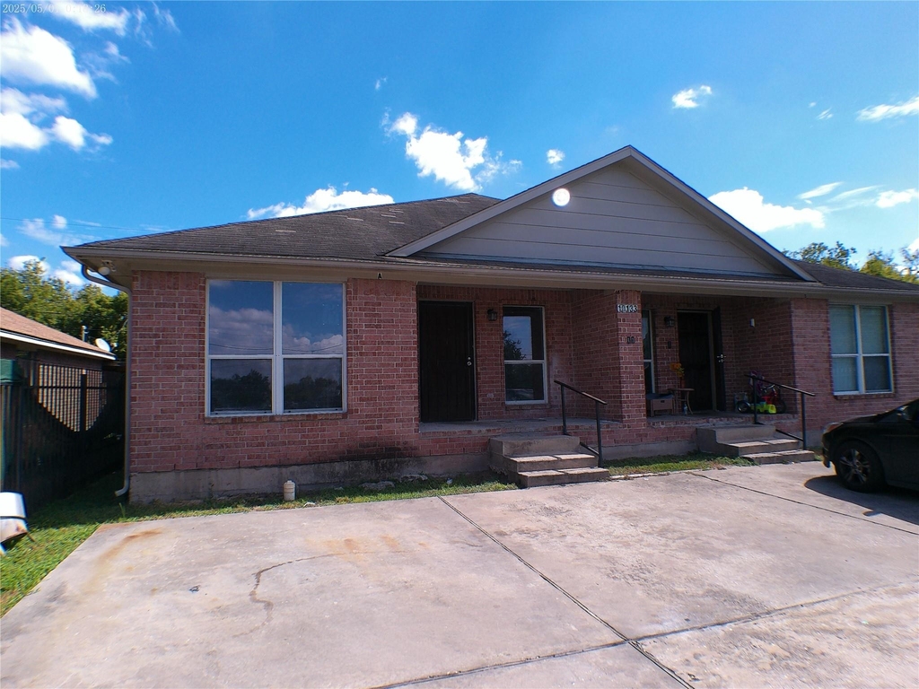 10133 Teneha Drive - Photo 0