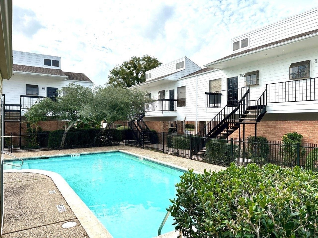 7901 Cambridge Street - Photo 10
