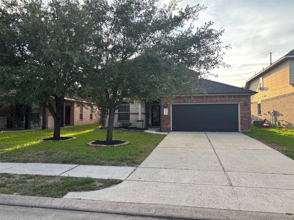 22438 Toronado Ridge Lane - Photo 0