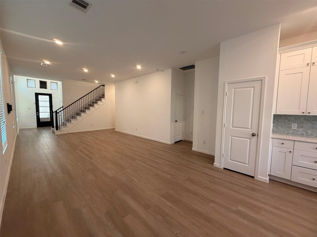 4922 Sand Clouds Drive - Photo 5