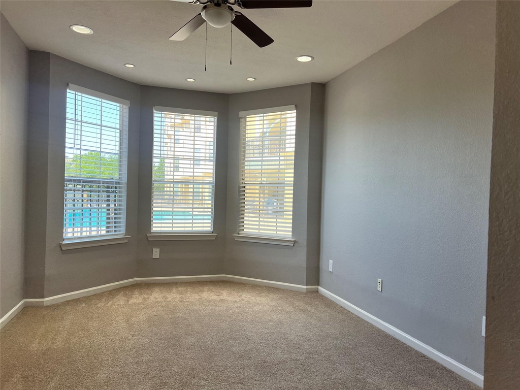 7575 Kirby Drive - Photo 6